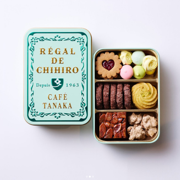 Custom cookie and chocolate tin packaging