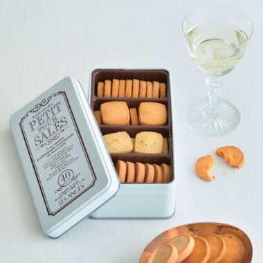 Custom cookie and chocolate tin packaging