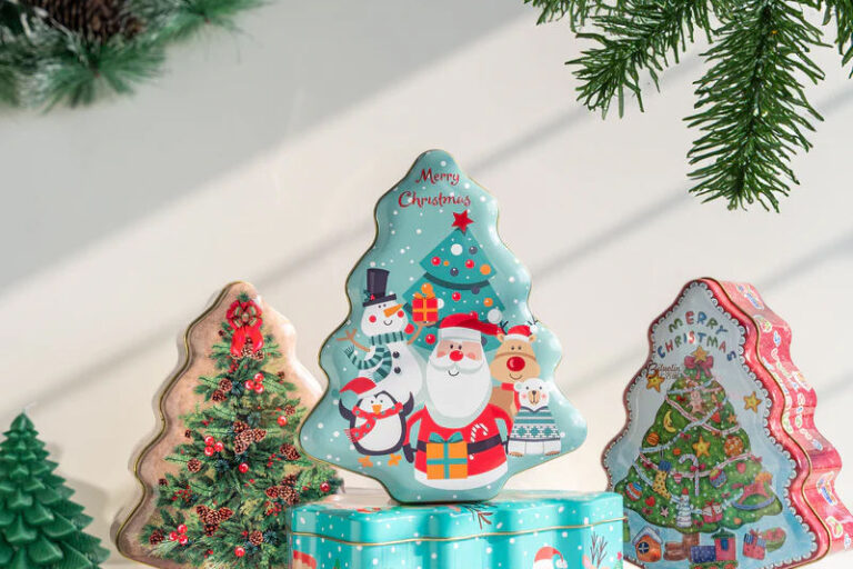 Bulk Christmas gift tin box for cookies and candy