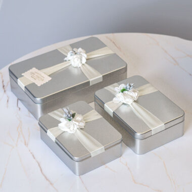 Creative Wedding Candy Cookie Gift Tin Box