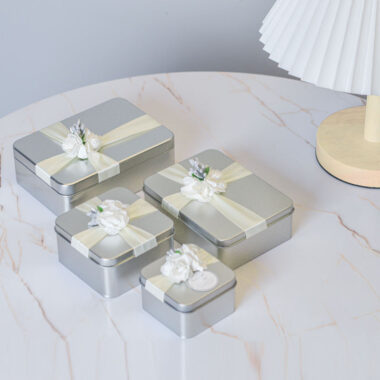 Creative Wedding Candy Cookie Gift Tin Box